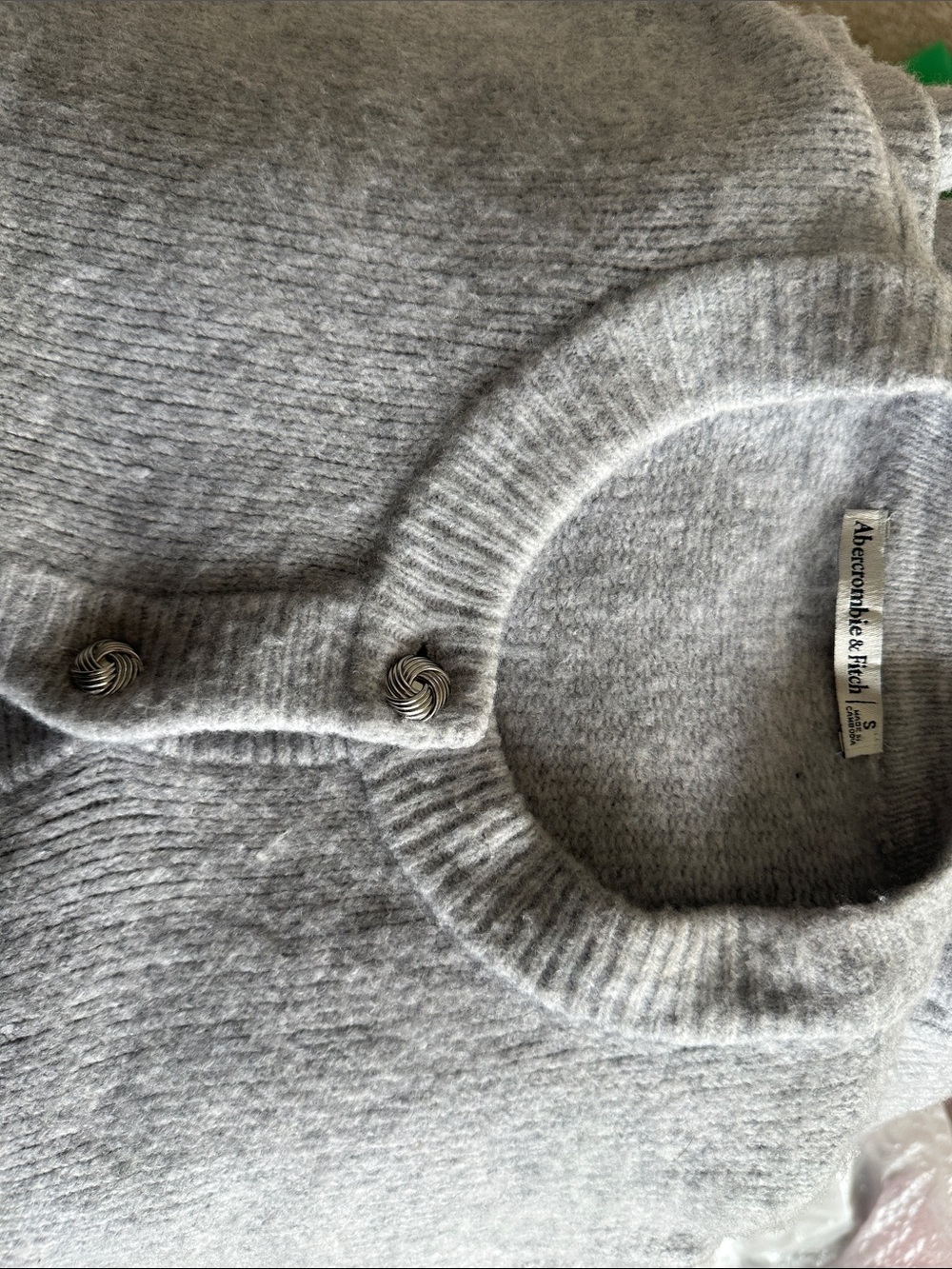Abercrombie & Fitch Light Gray Knit Crewneck Cardigan